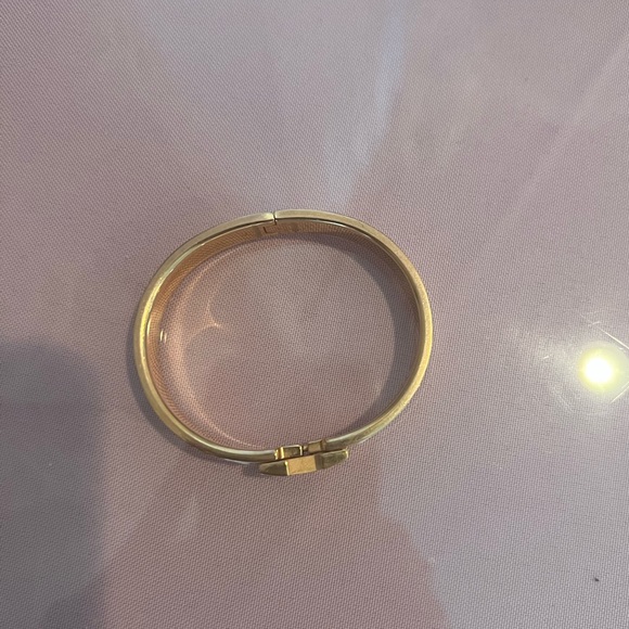 Hermes Clic H Bracelet - Picture 4 of 8